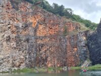 dono-e-funcionario-sao-indiciados-por-morte-de-turista-que-colidiu-contra-pedras-enquanto-praticava-‘rope-jump’-na-lagoa-azul,-no-parana