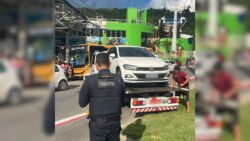 mais-de-200-veiculos-estacionados-de-forma-irregular-em-ponto-turistico-de-balneario-camboriu-sao-multados